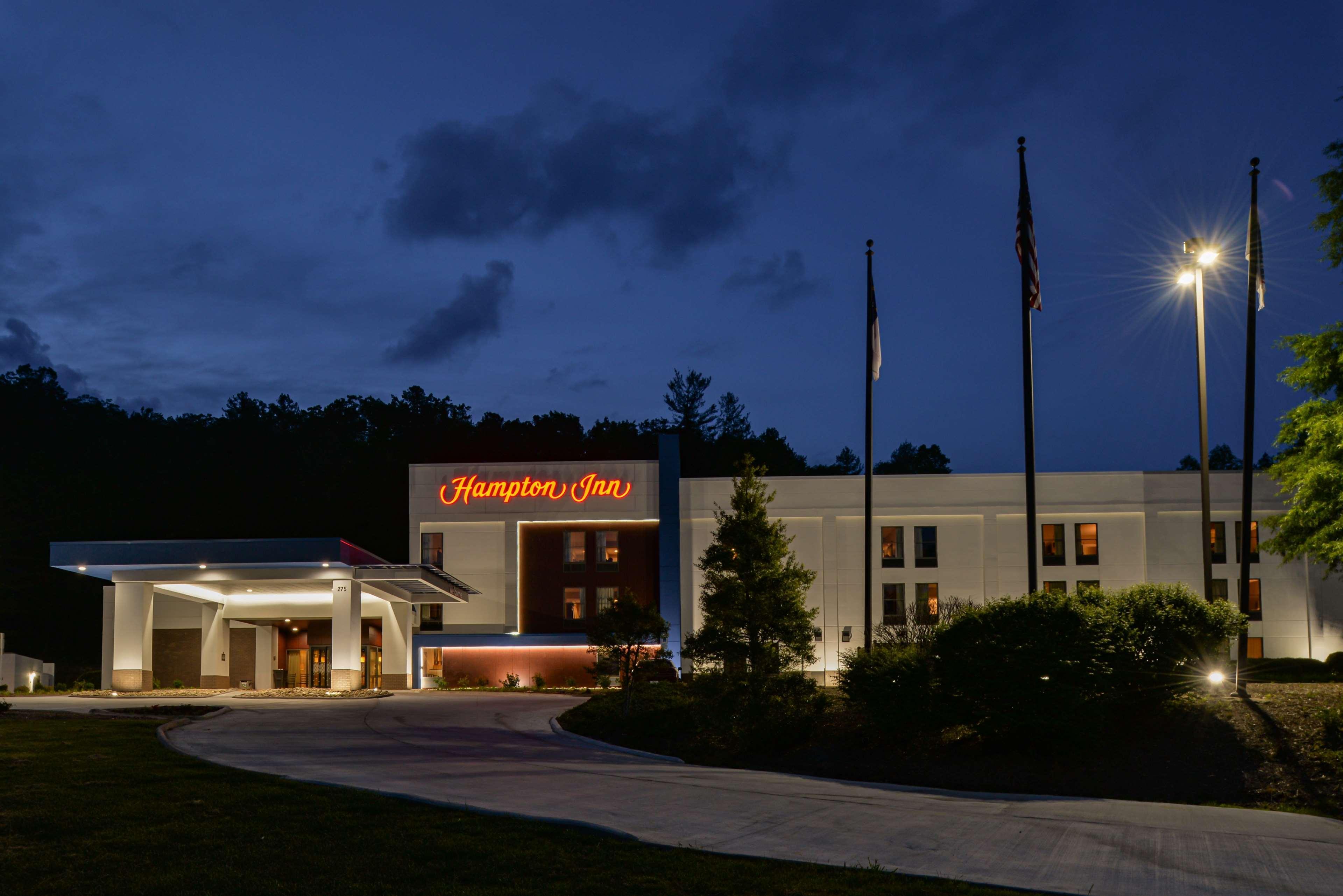 Hampton Inn Brevard Pisgah Forest Exteriör bild